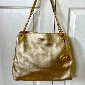 Gorgeous NWOT Metallic Gold Leather Michael Kors Shoulder Bag